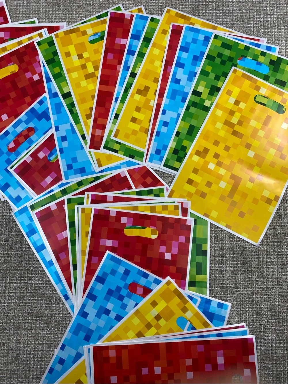 Mine craft Colorful Pixel Pattern party Bags - Green, blue, yellow, red. 50 ct